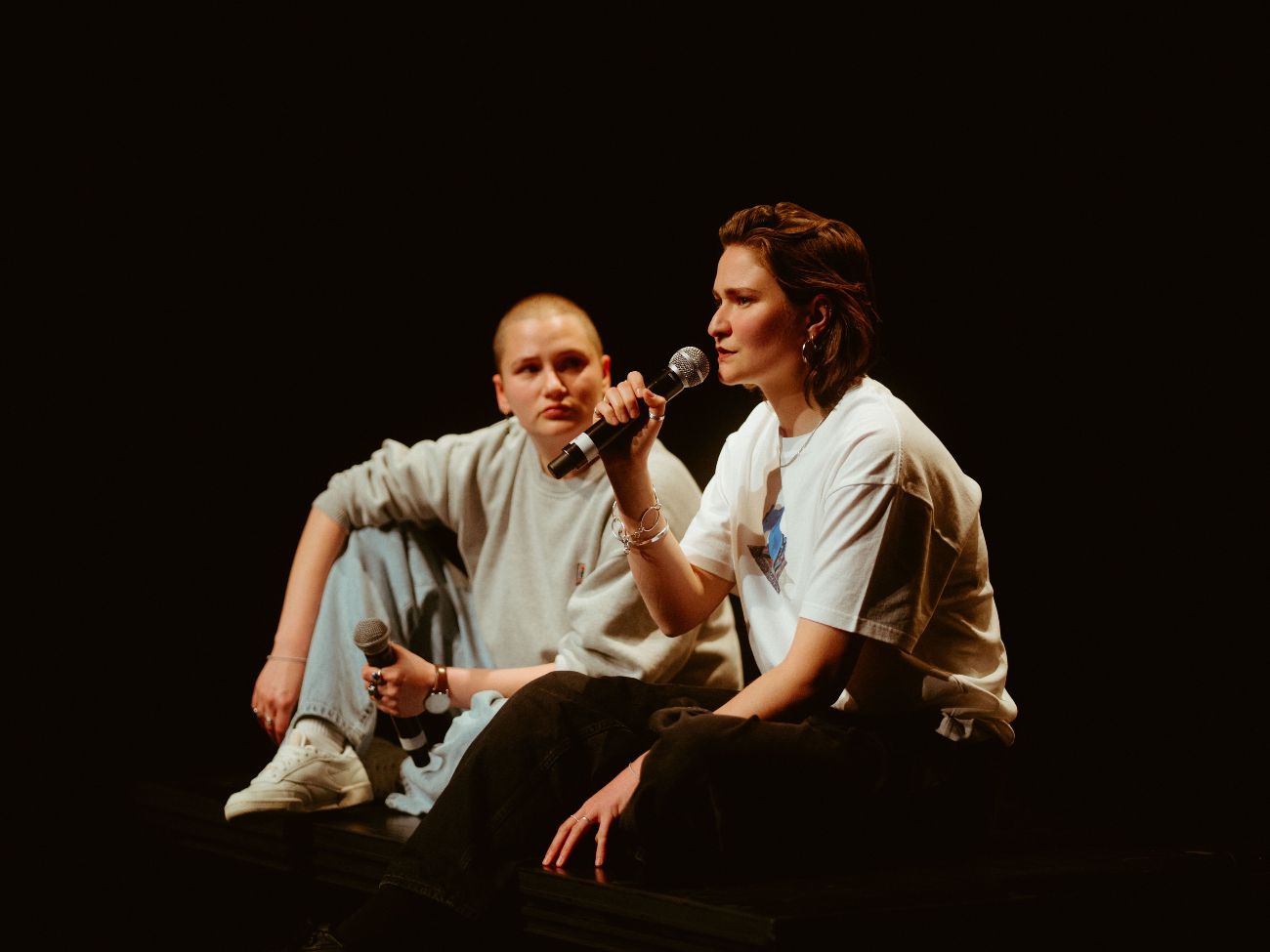 Meret Feigenwinter und Leonie Lerch mit Wir trafen uns in einem Sommer © Sam Aebi